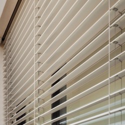 וילונות למשרדים